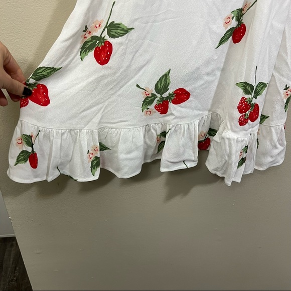 Rails Madison Wrap Dress Strawberry print - Picture 7 of 11